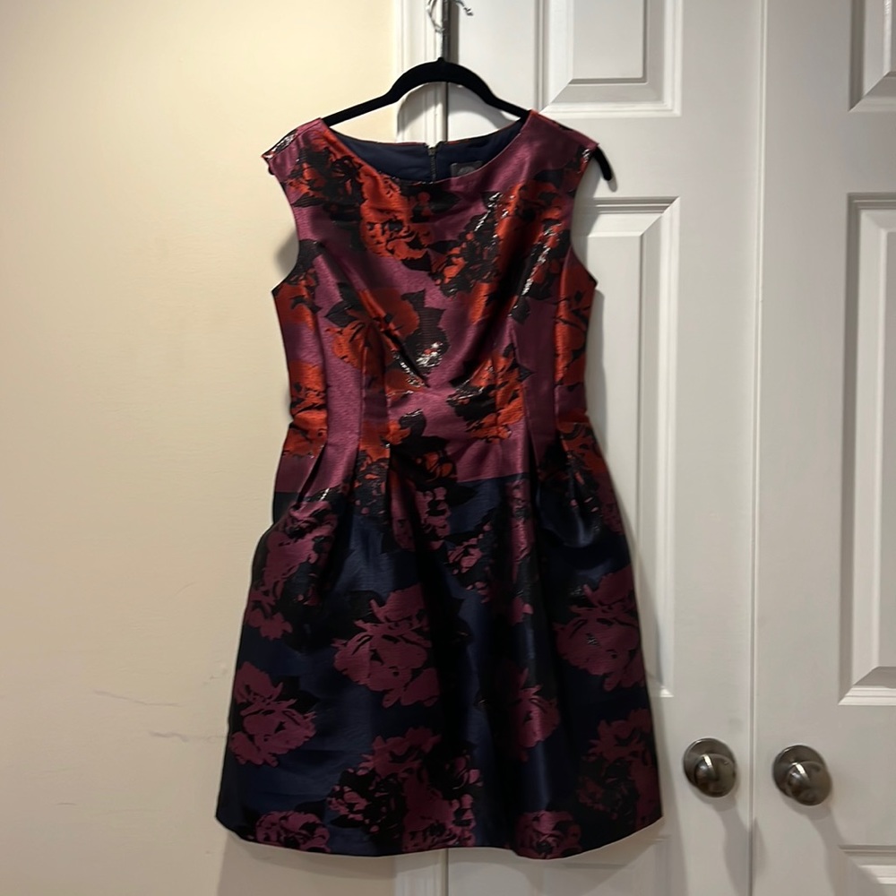 Vince Camuto Dress Size 4P
